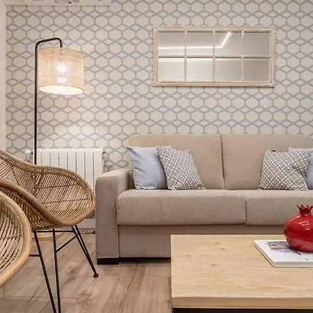 Luxury De Conde Cifuentes Apartment *